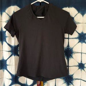 Forme - Core V-Neck